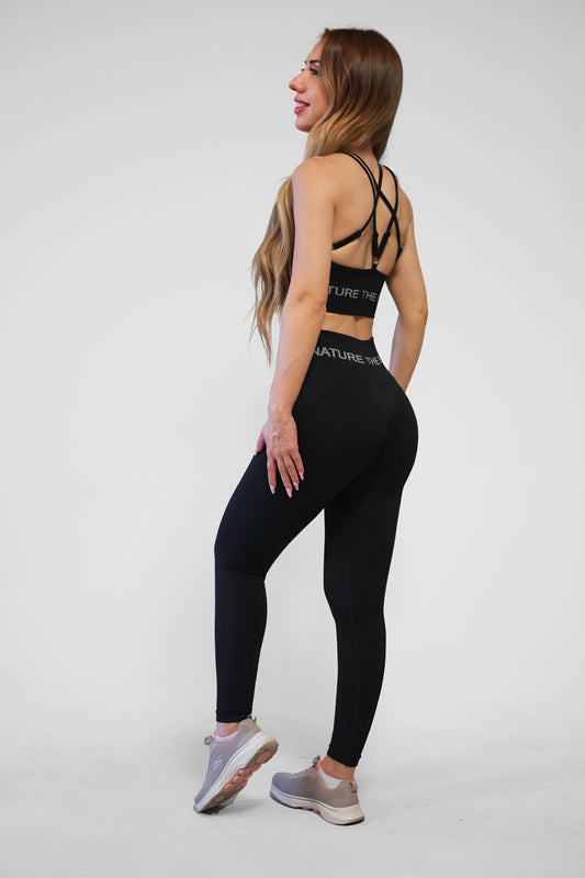 2025 2026 Yılının Sezonun Popüler Tayt Renkleri ve Desenleri