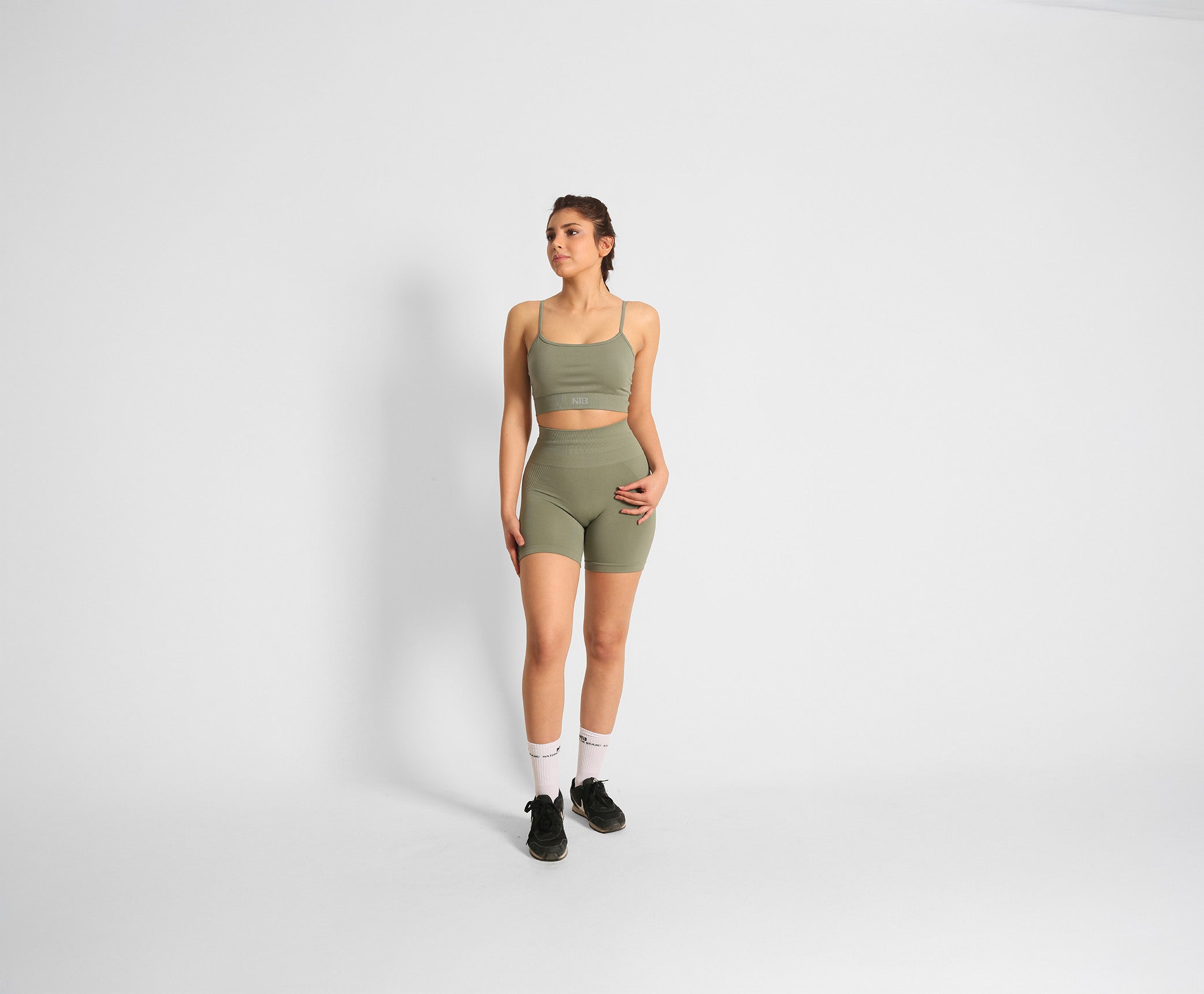 2025 Modası Kısa Tayt ve Kısa Şort Trendleri