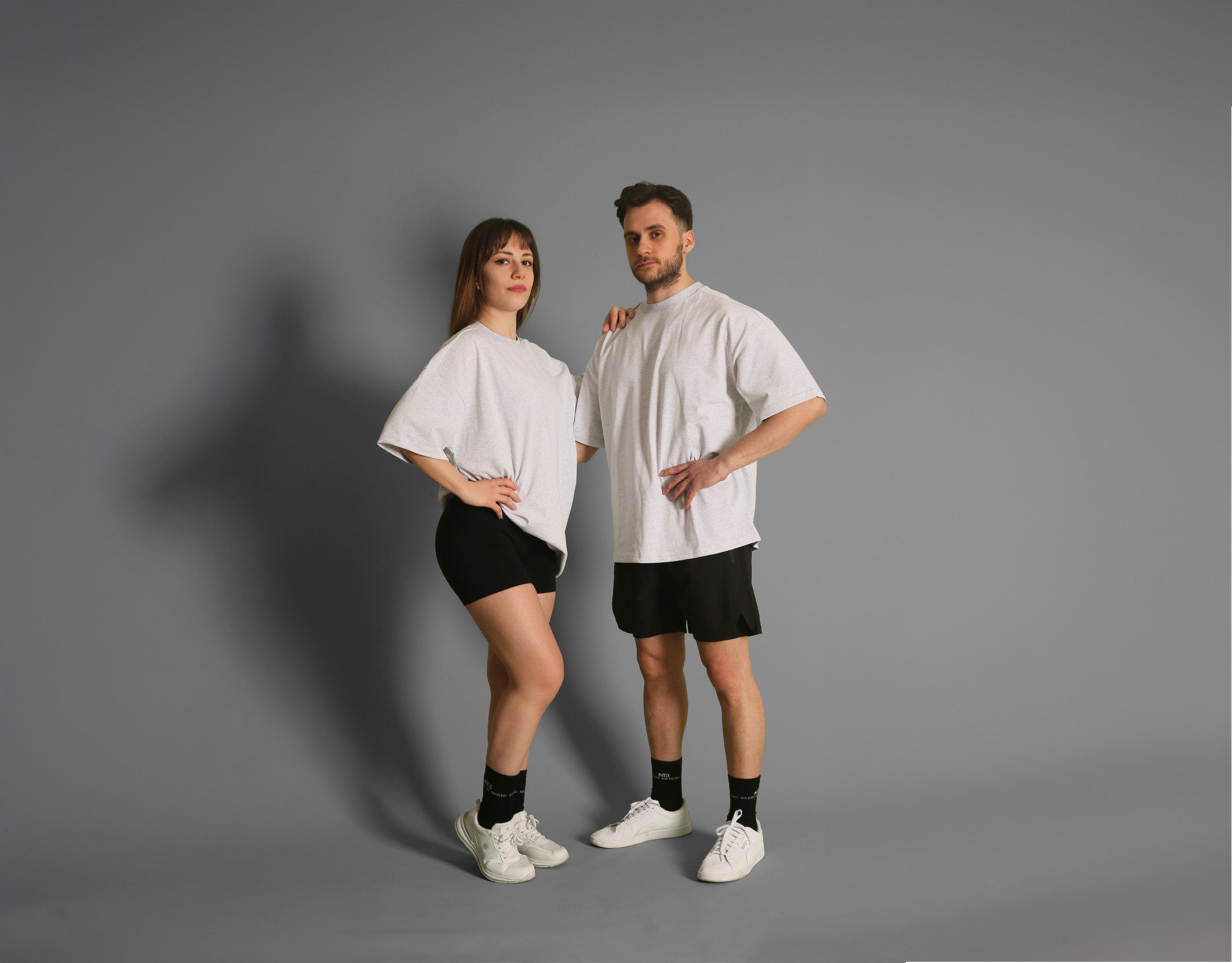 Beyaz Oversize Tişört Modelleri