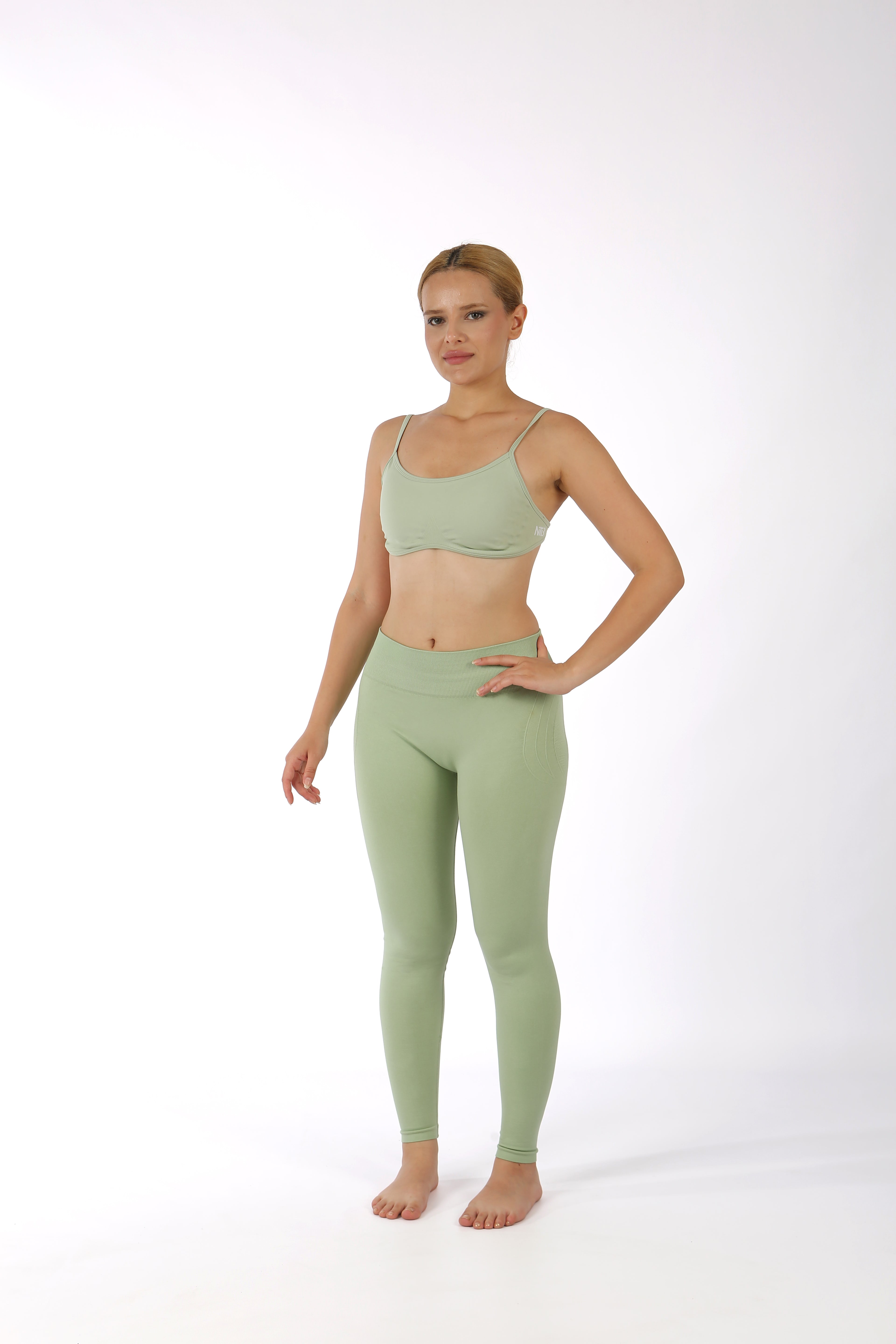 Düşük Bel Büzgülü Kalça Toparlayıcı Tayt Light Green