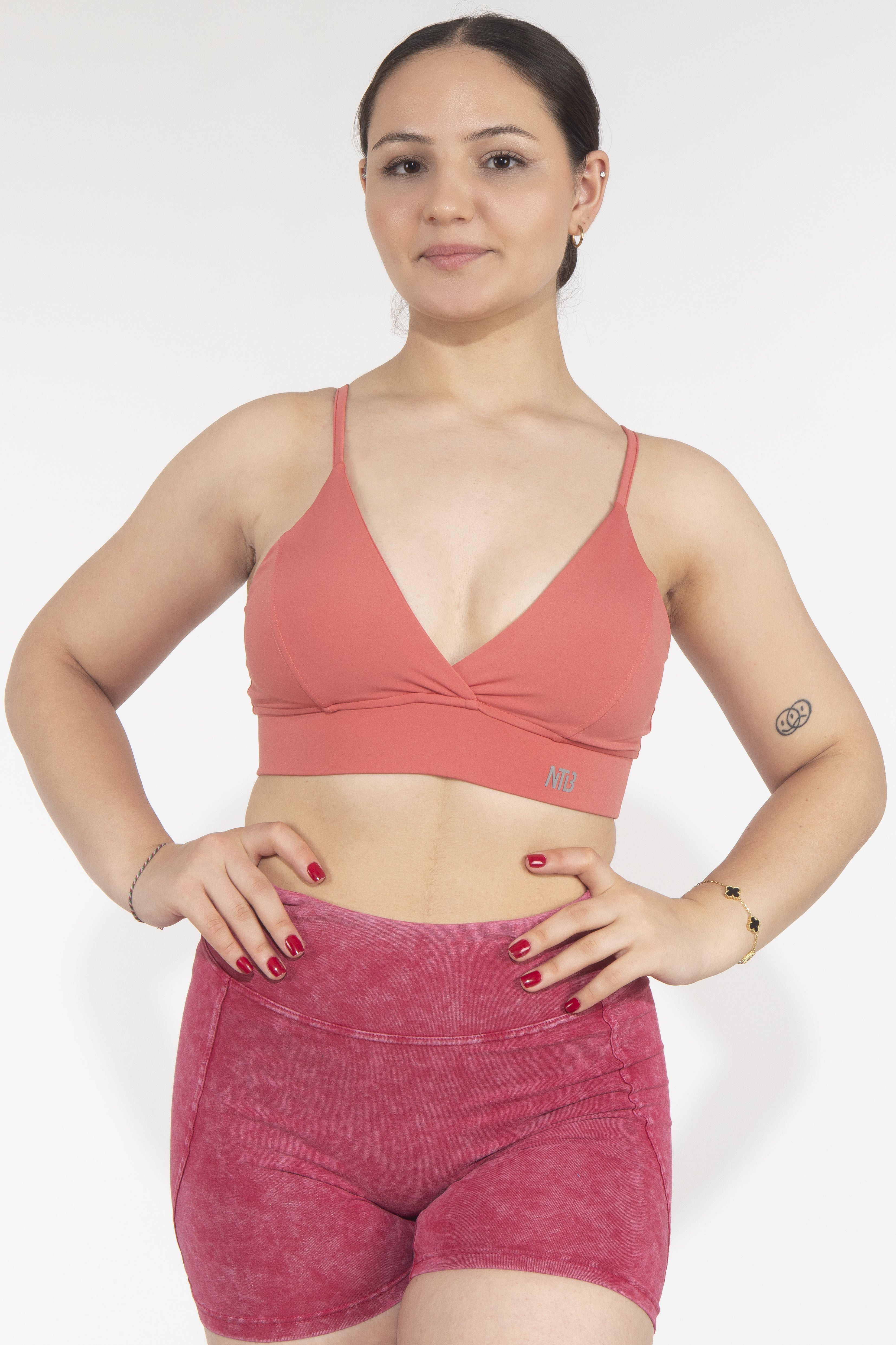 Dikişli Dekolteli Clay Red Sporcu Bra