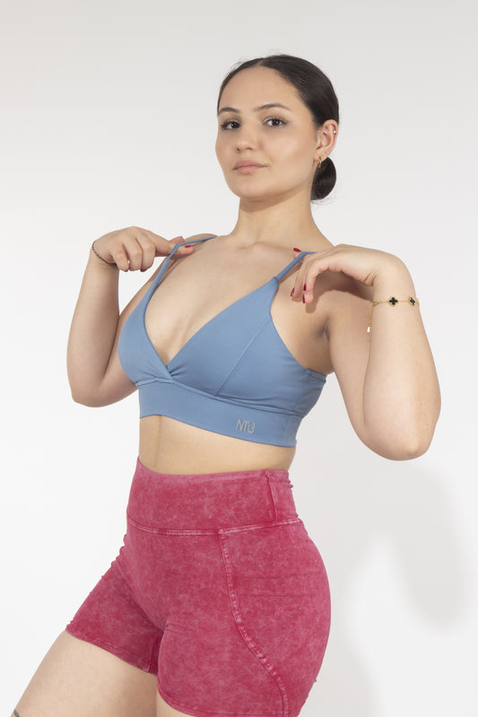 Dikişli Dekolteli Sky Blue Sporcu Bra