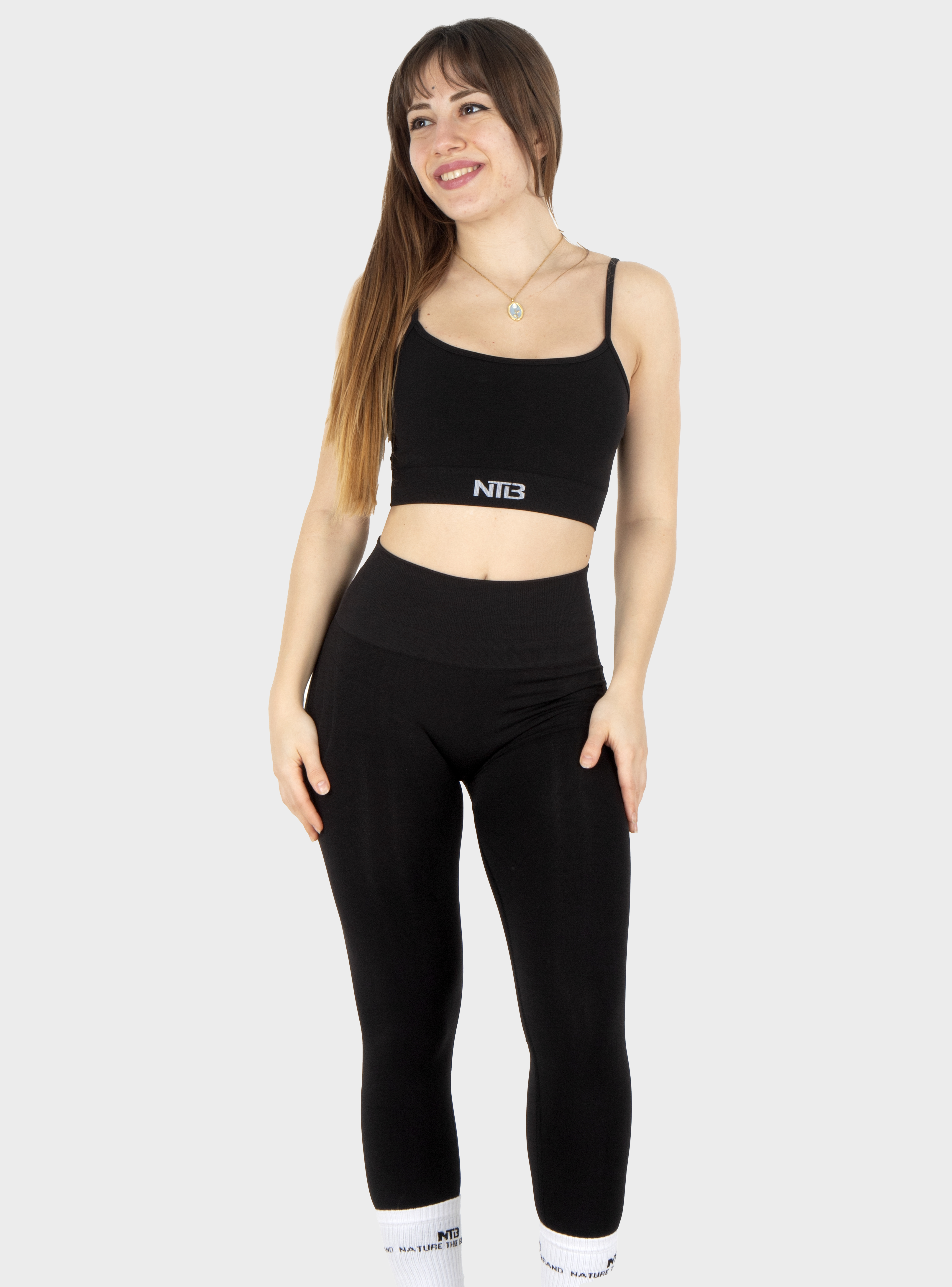 Yüksek Bel Kalça Toparlayıcı ve Dikişsiz Spor Tayt Siyah