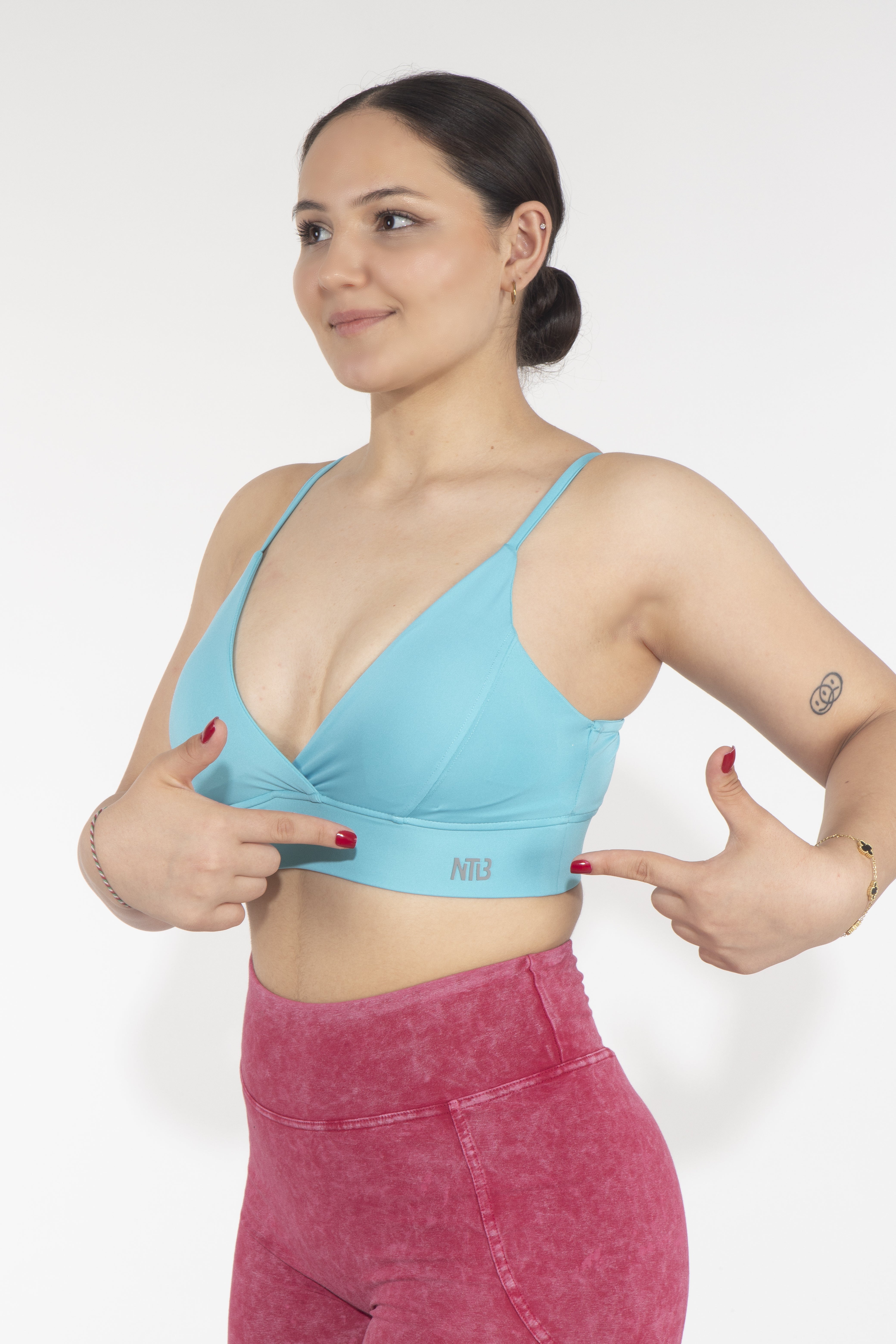 Dikişli Dekolteli Turquoise Sporcu Bra