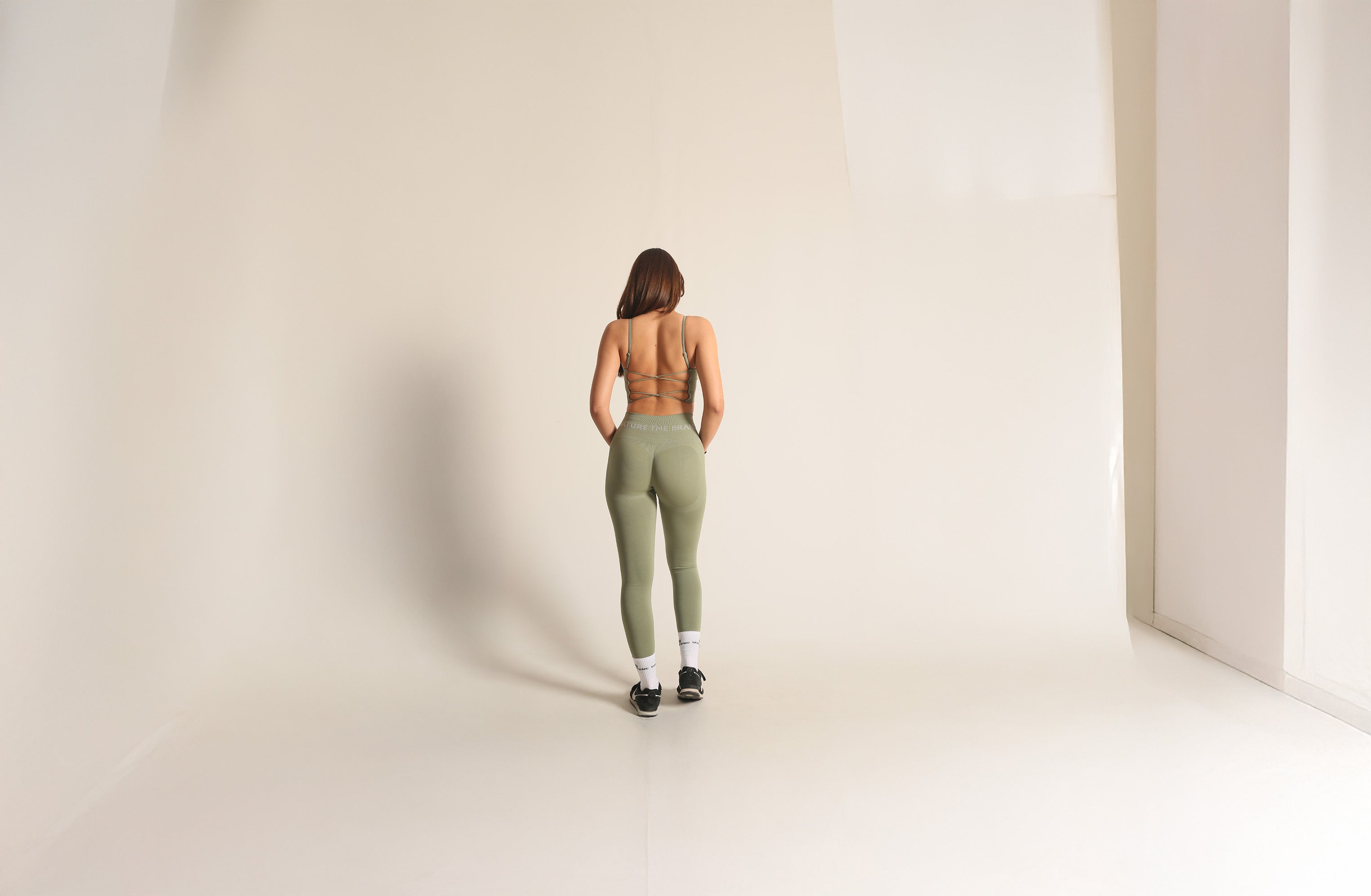 Tayt Giyerken Hangi İç Çamaşırı Tercih Edilmeli?