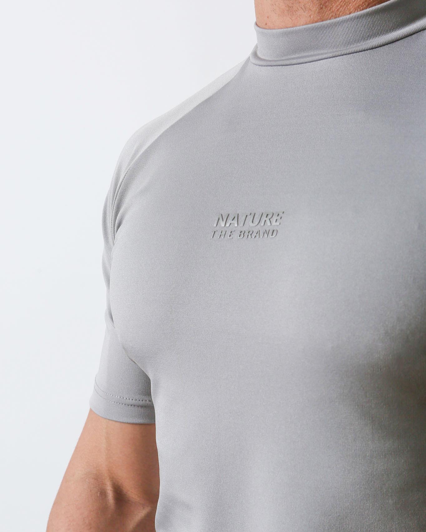 Active Muscle Fit Reglan Sleeve Performance T-Shirt Silver