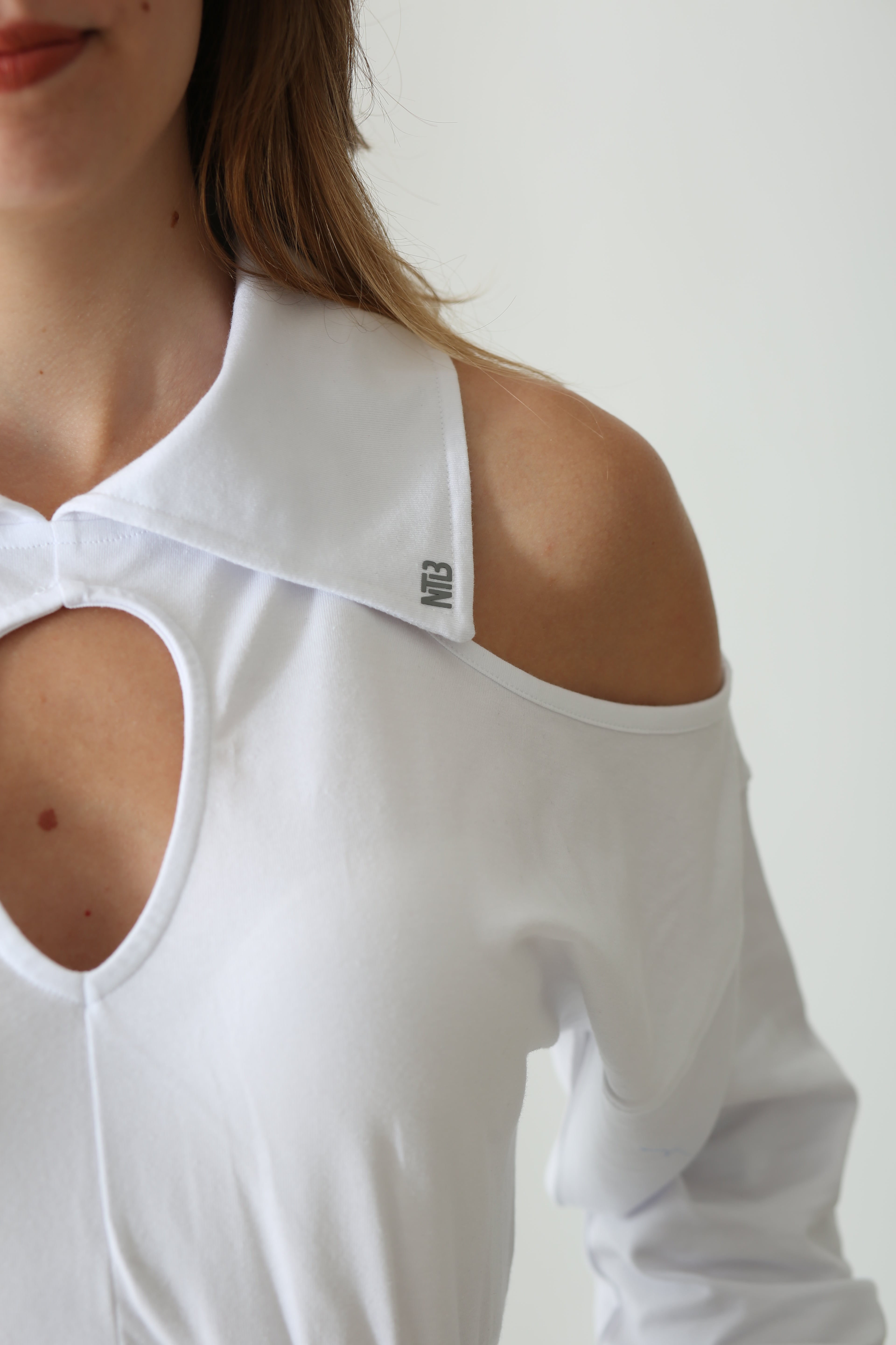 NTB Damla Yaka Beyaz Sweat