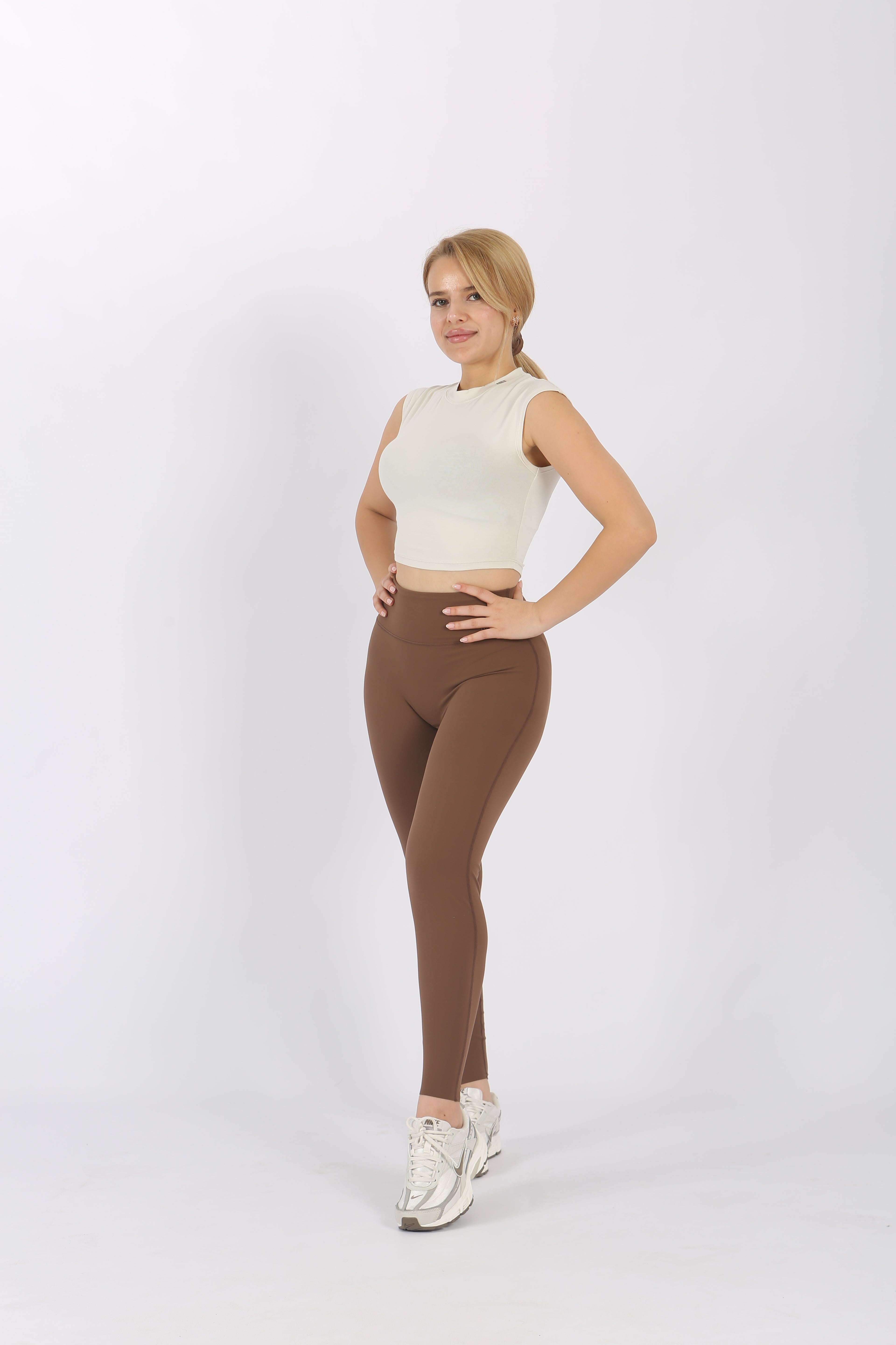 Dikişli Yüksek Bel Toparlayıcı Spor Tayt Espresso
