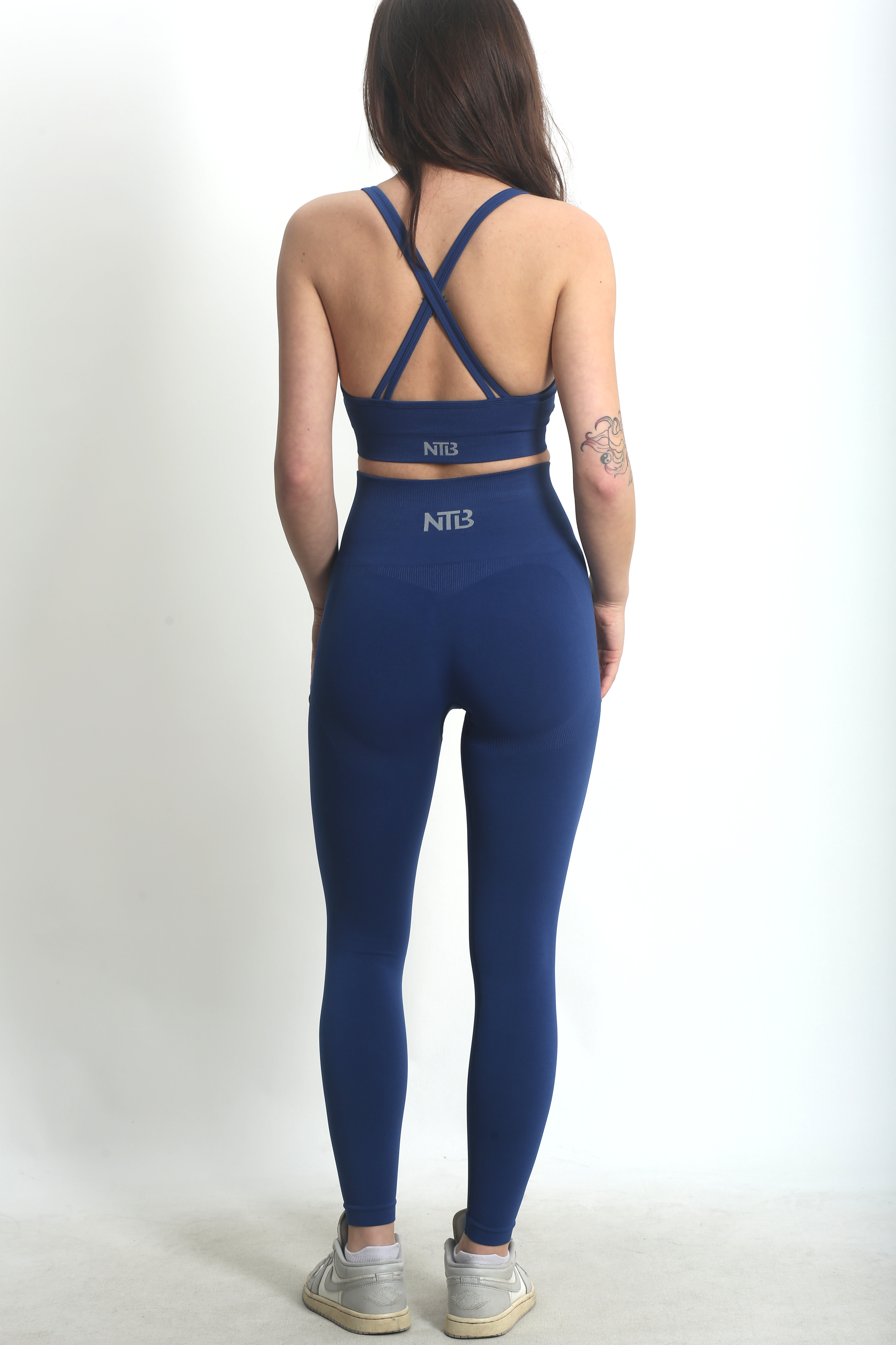 Yüksel Bel Dikişsiz ve Büzgüsüz Kalça Toparlayıcı Spor Tayt Gece Mavisi