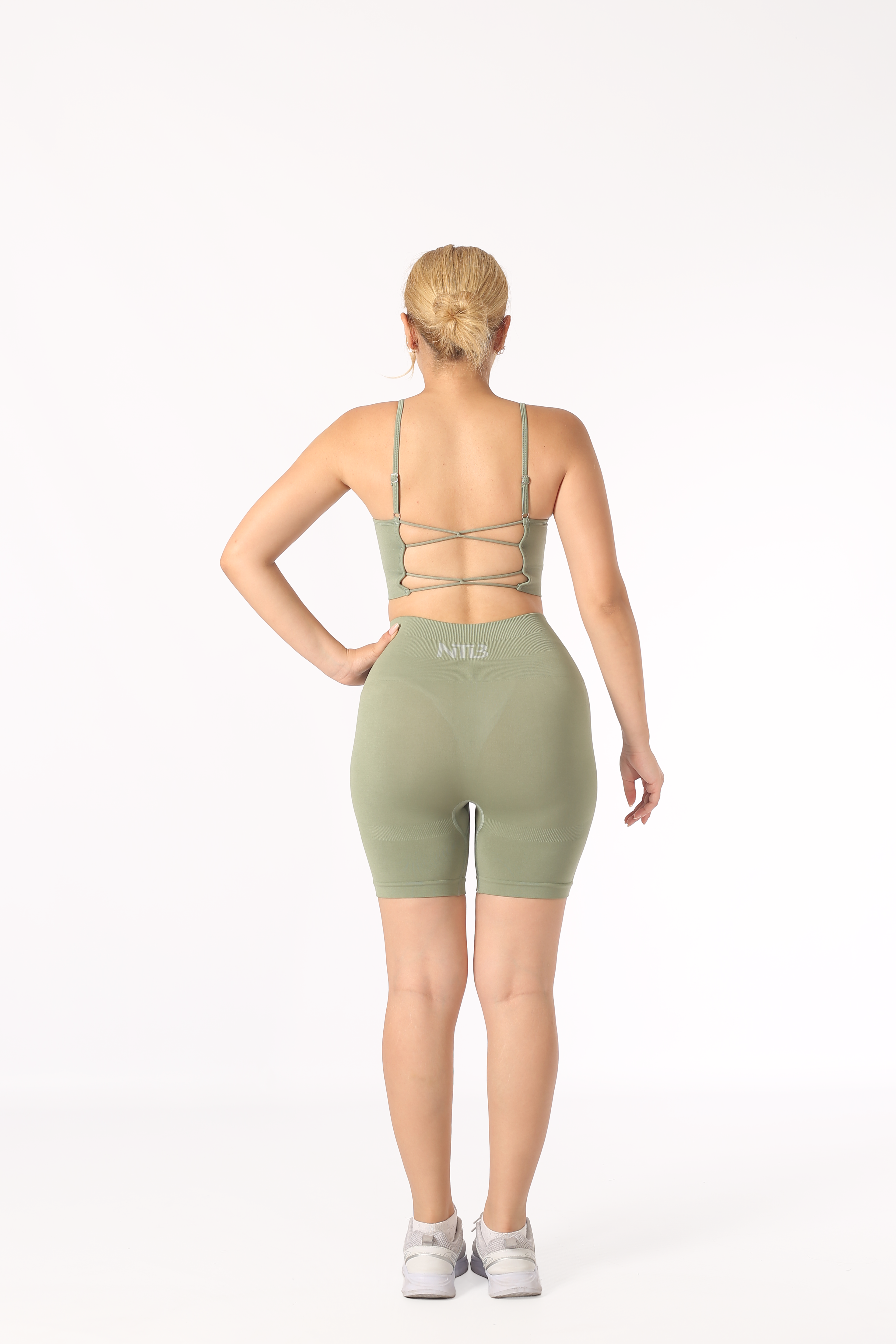 Yüksek Bel Büzgüsüz Push-Up Spor Tayt  Şort Haki