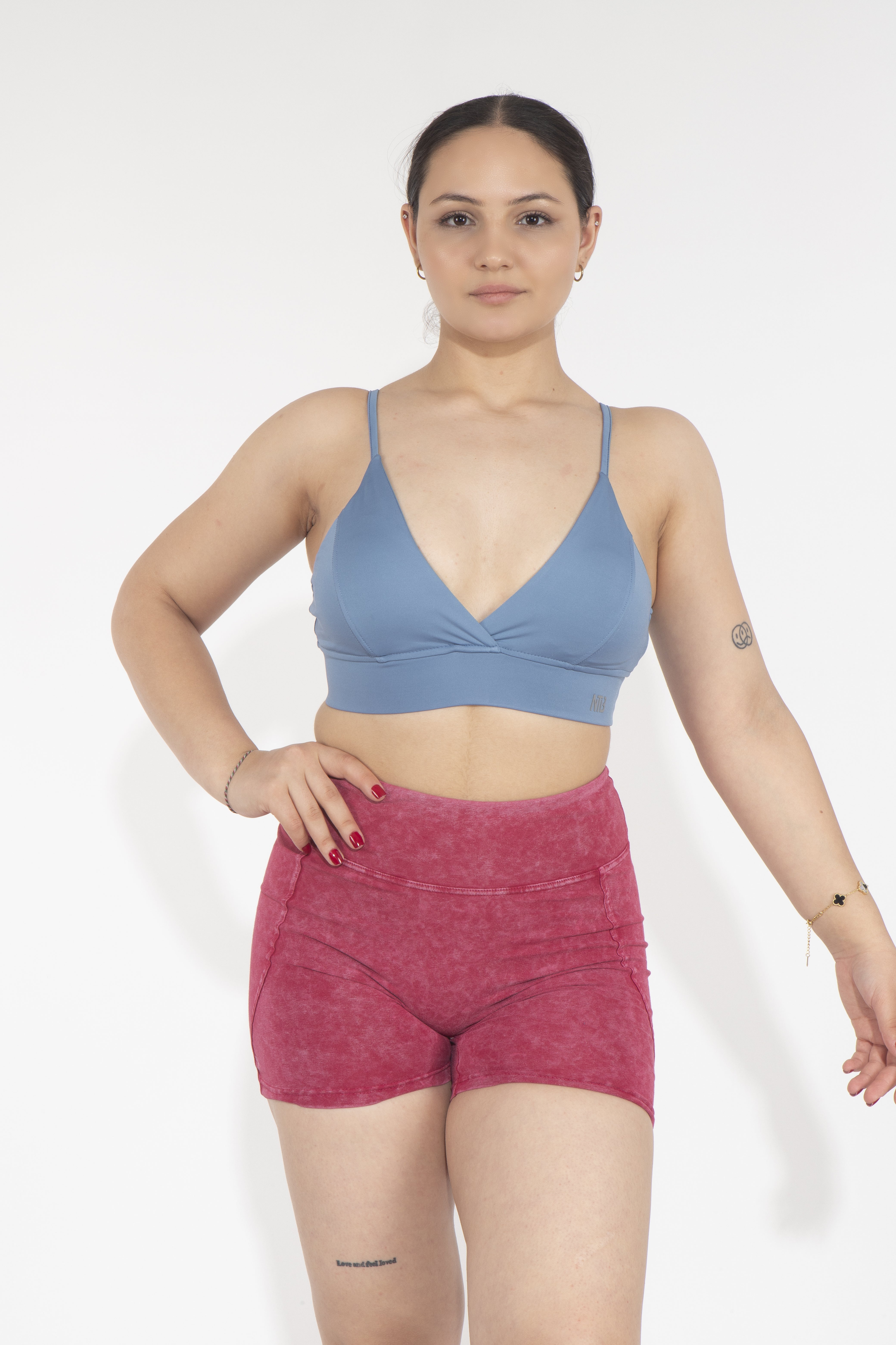 Dikişli Dekolteli Sky Blue Sporcu Bra