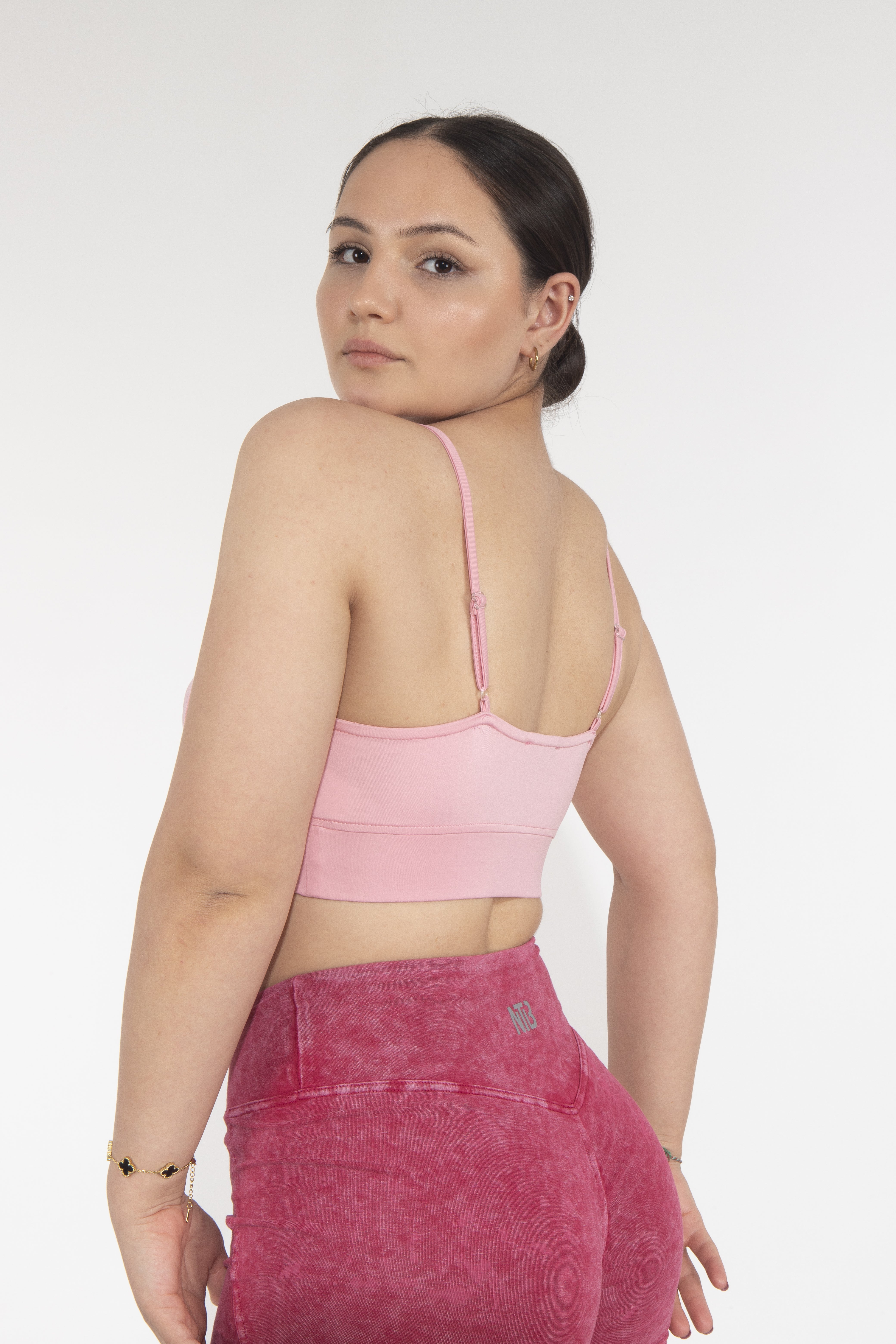 Dikişli Dekolteli Pink Sporcu Bra