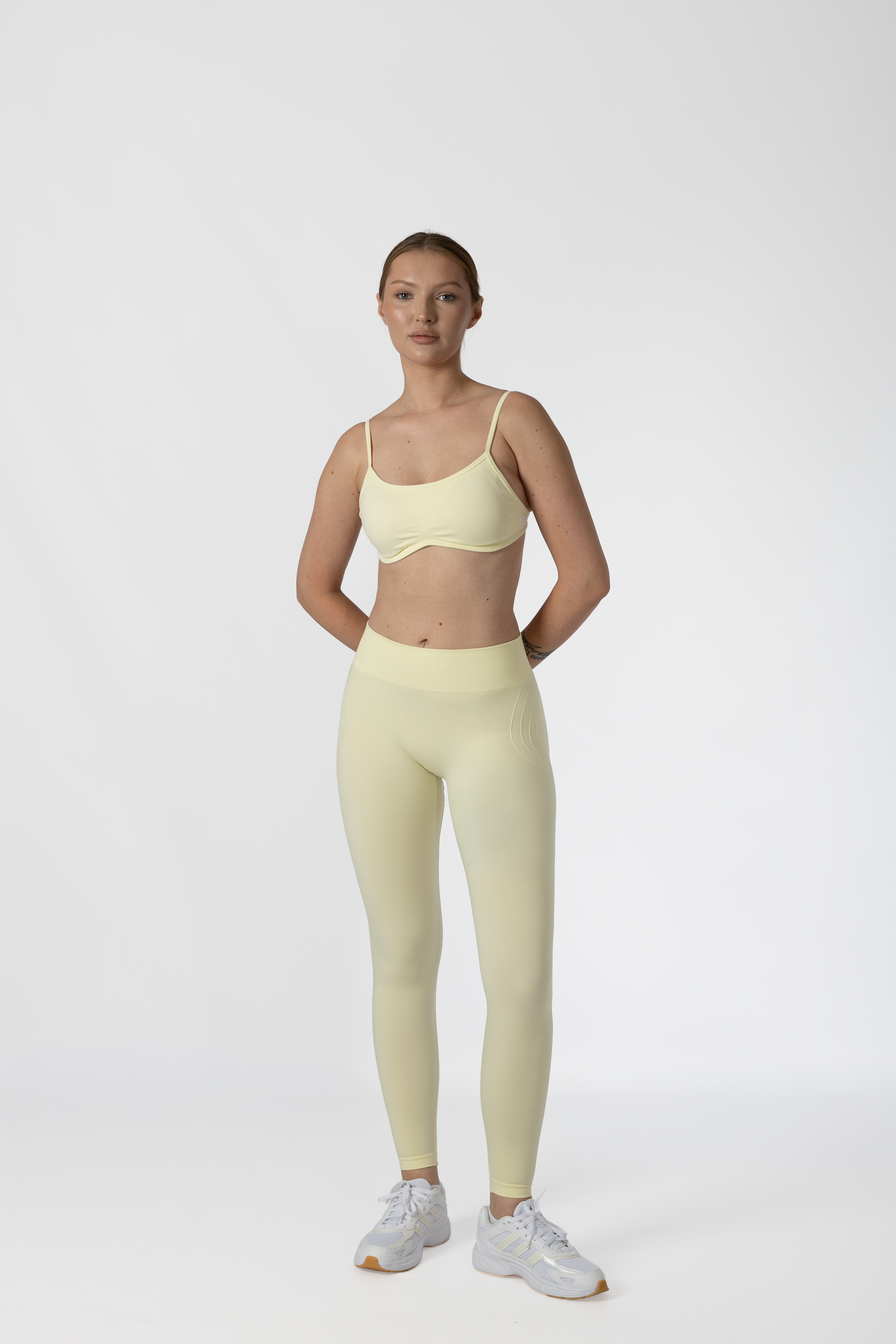 Düşük Bel Tayt Büzgülü Kalça Toparlayıcı Light Yellow