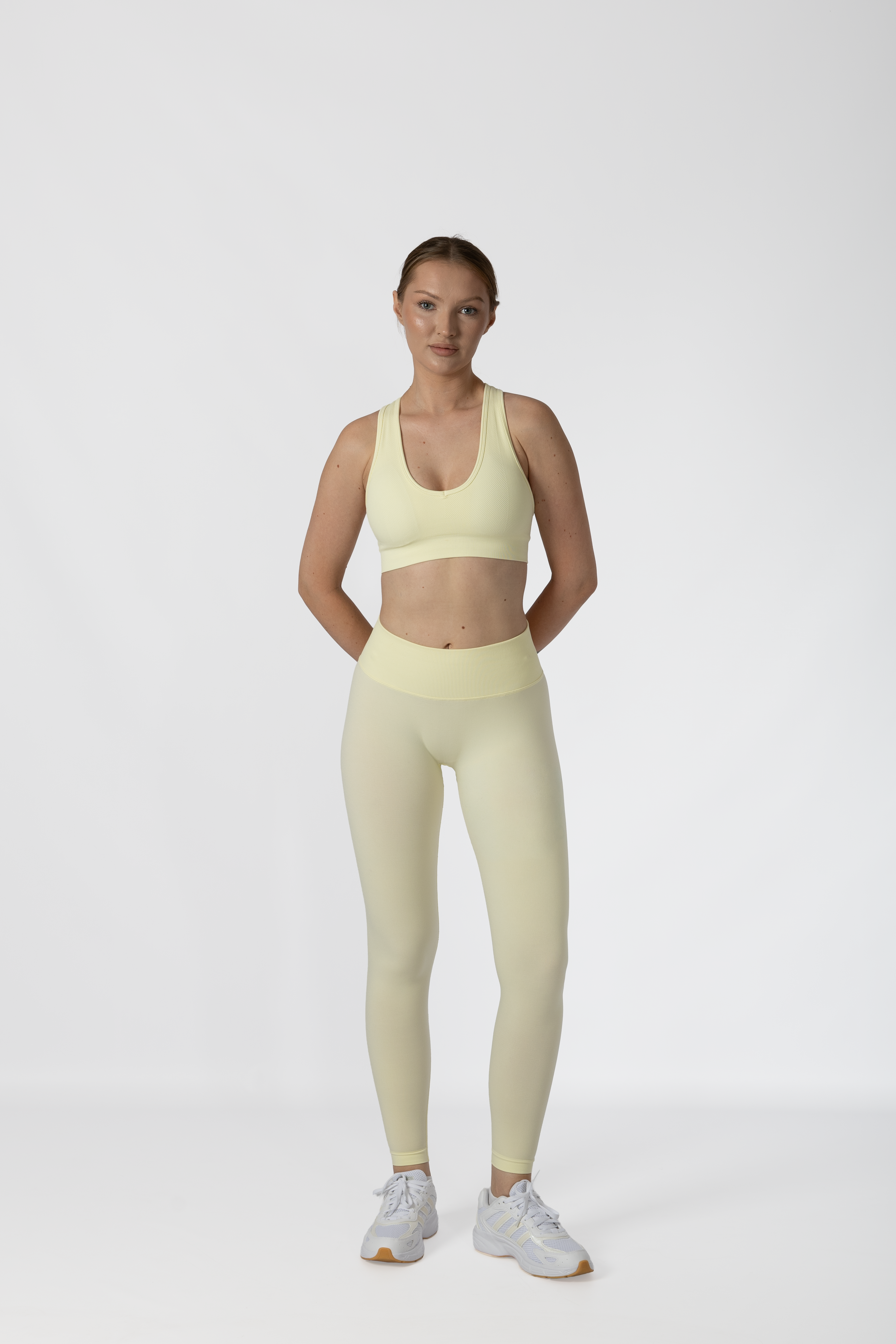 Düşük Bel Tayt Kalça Toparlayıcı Light Yellow