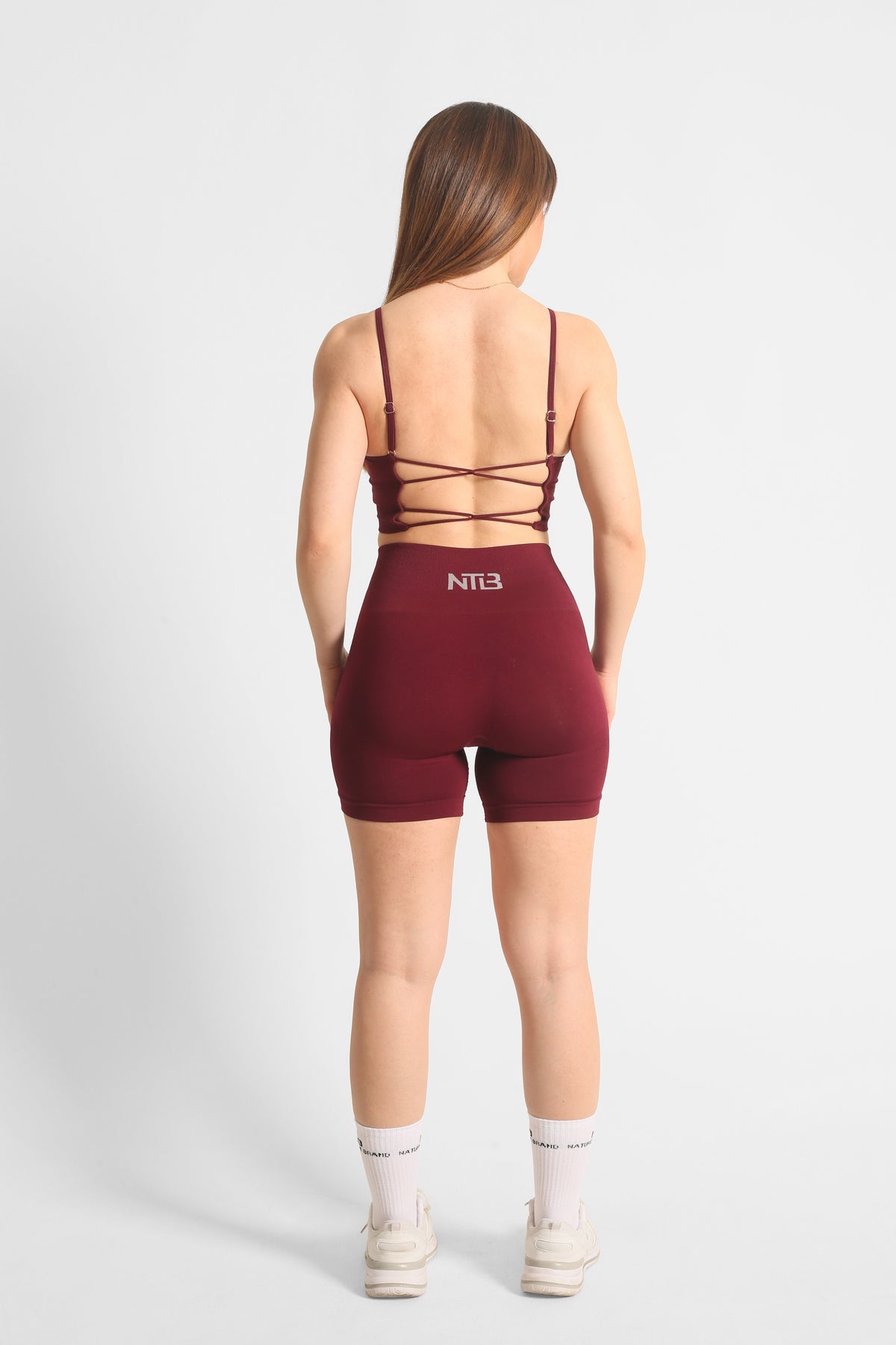 Push-Up Büzgüsüz Kısa Spor Şort Tayt Vişne Çürüğü